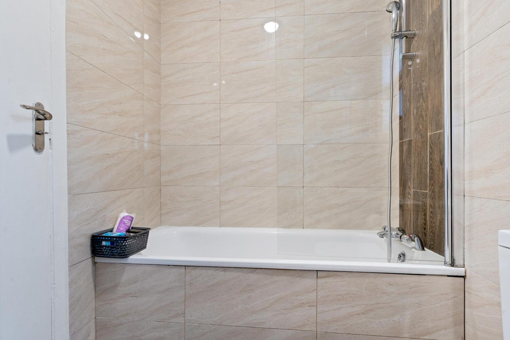 Stylish 2 Bed Apartment Near Central Лондон Екстер'єр фото